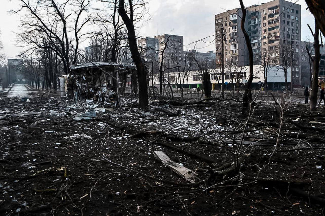 Mariupol, Ukraine. 12th Mar, 2022. Debris of destroyed Mariupol buildings litters the street as Russia's invasion of Ukraine continues, in Mariupol, Ukraine, on Saturday, March 12, 2022. Photo by State Emergency Service of Ukraine/UPI Credit: UPI/Alamy Li