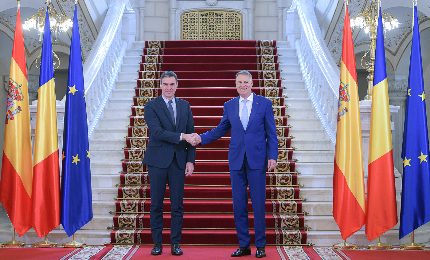 Pedro Sanchez, după discuția cu Klaus Iohannis: „Vreau să transmit un mesaj de recunoștință celor peste 1 milion de români din Spania”