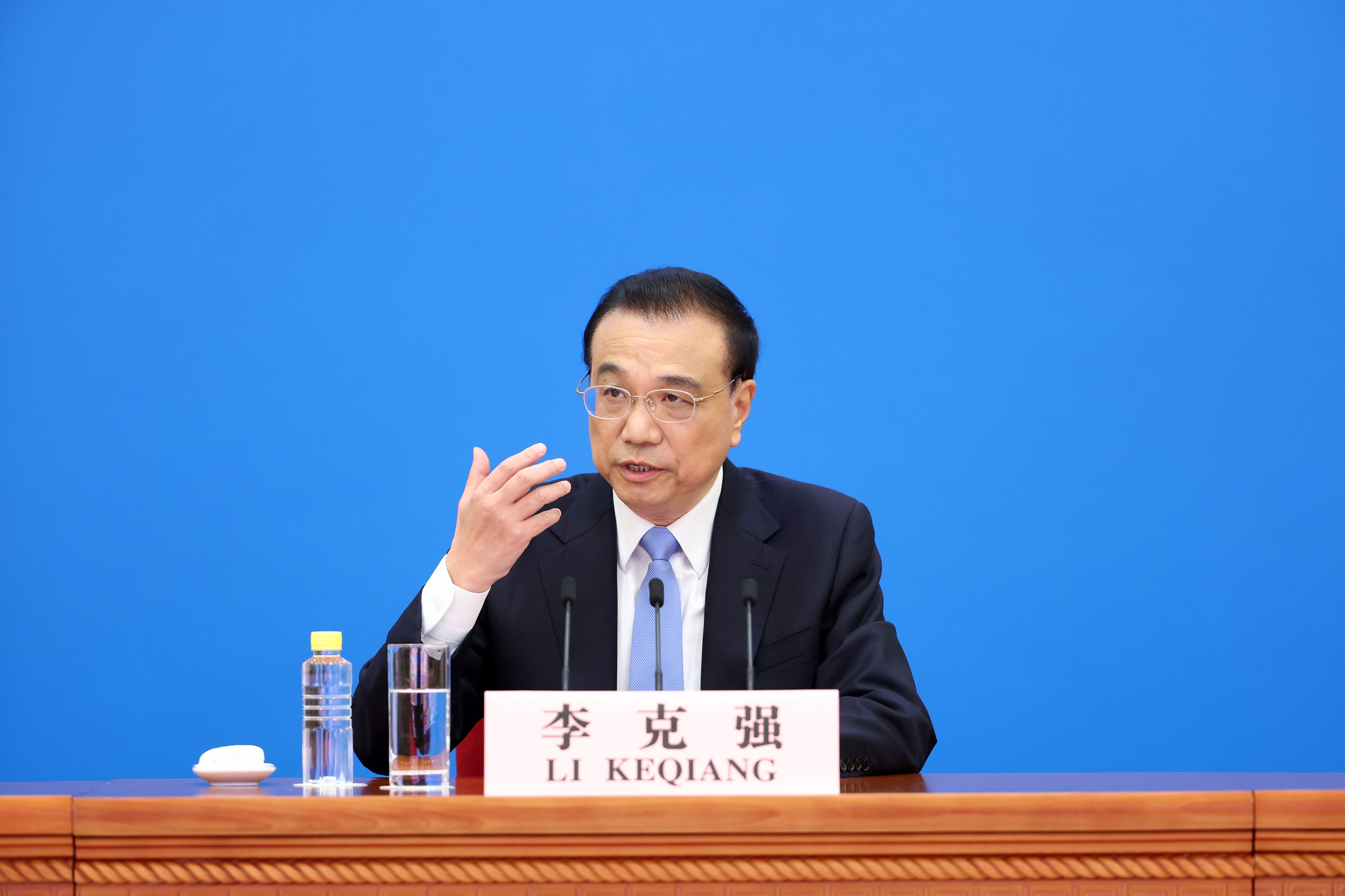 Premierul Chinei evită să critice invazia rusă, dar spune că situația e "tulburătoare" și că trebuie evitată o spirală a tensiunilor