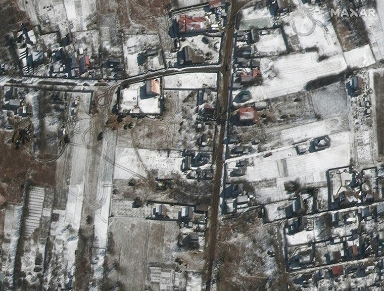 Convoiul uriaș de 64 de km aflat la nord-est de Kiev s-a dispersat, arată noi imagini din satelit