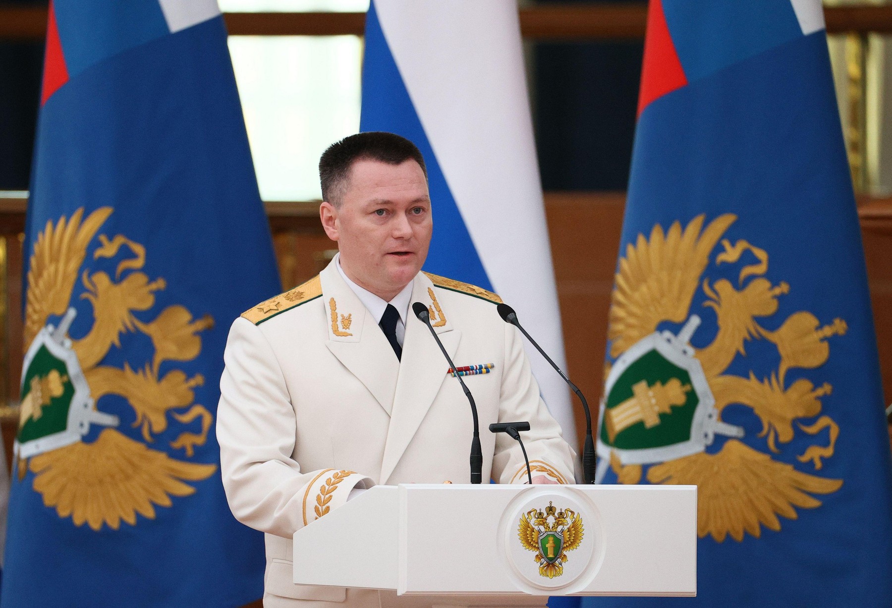Parchetul din Rusia a dispus "controale stricte" la companiile străine care părăsesc ţara și a amenințat cu urmărirea penală