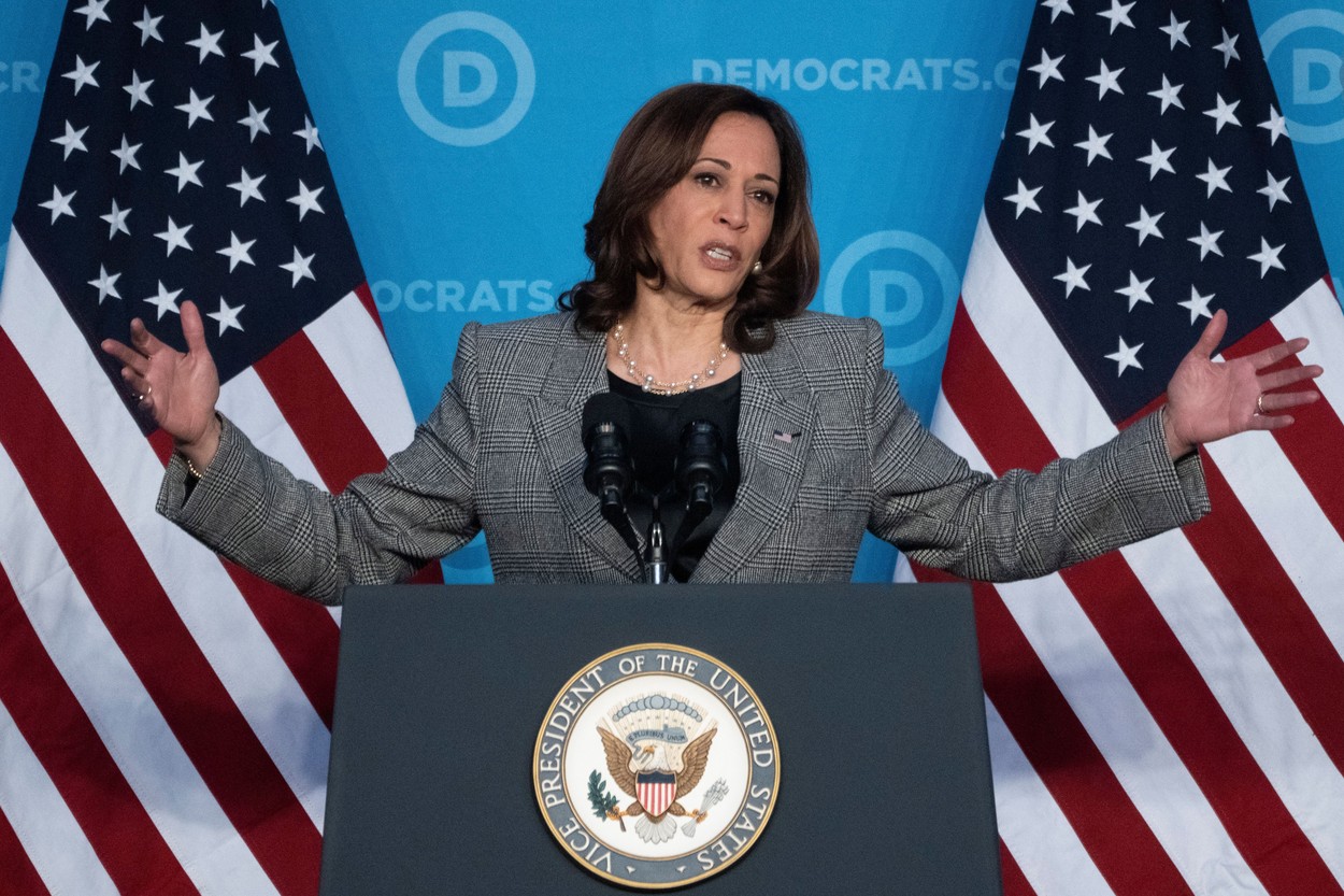 O delegație de senatori americani a sosit la Varșovia. Kamala Harris a povestit în SUA despre vizitele în România și Polonia