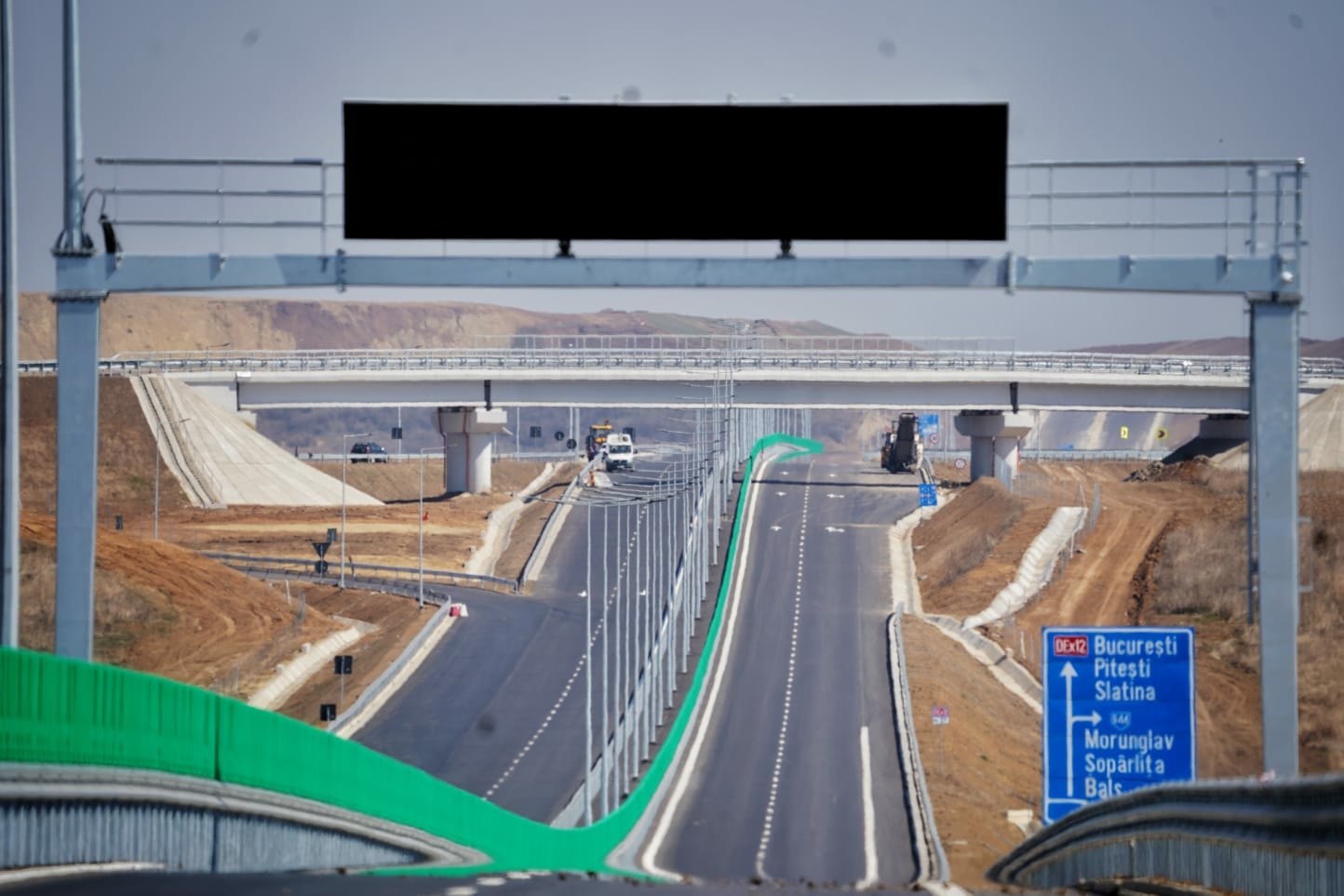 VIDEO. Primul sector de drum express din România, Craiova - Pitești, a fost deschis circulației