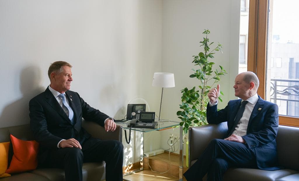 Klaus Iohannis a discutat cu cancelarul german Olaf Scholz despre aderarea României la Schengen