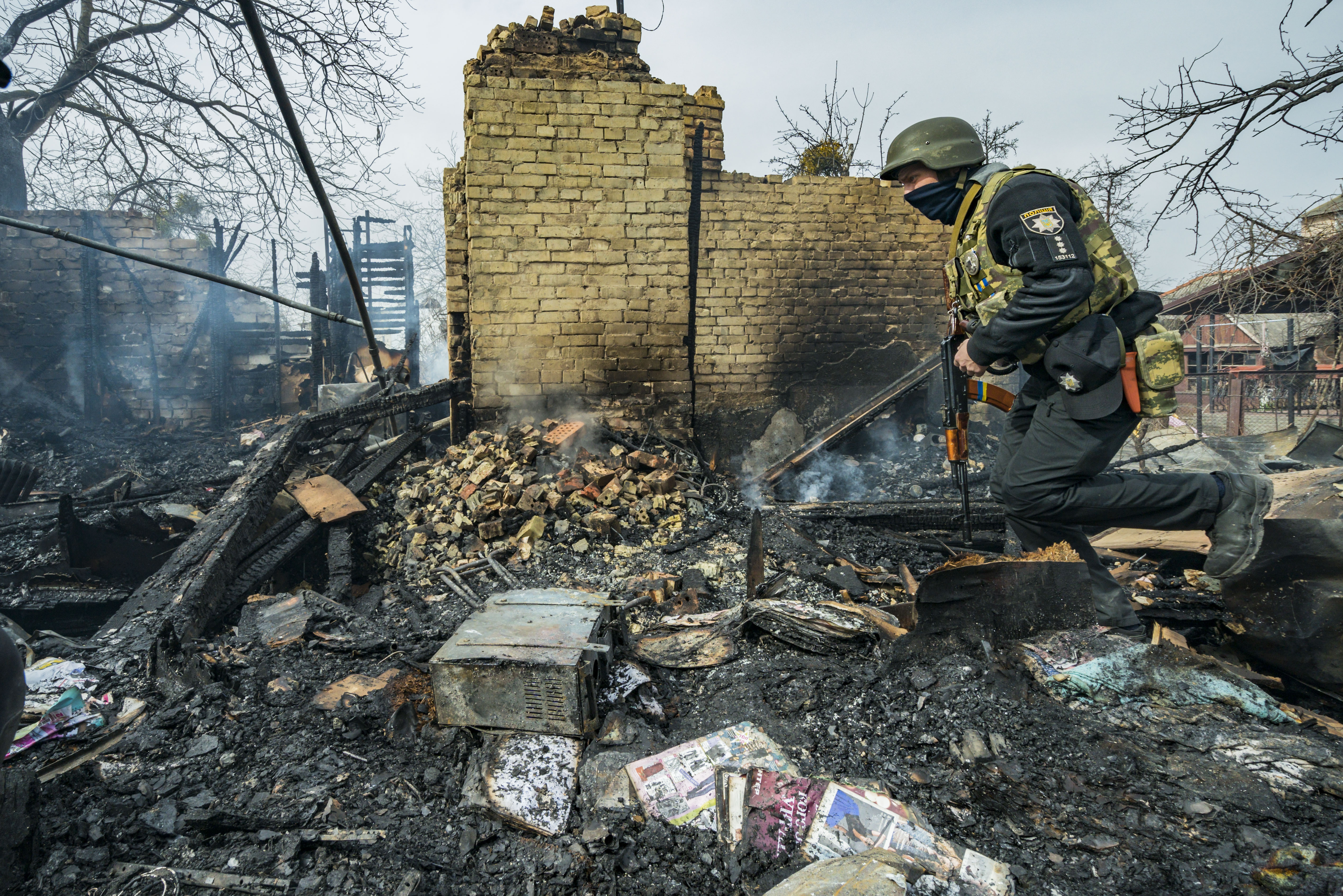 Armata de la Kiev recucerește mai multe localități. Noi coridoare umanitare pentru evacuarea civililor, inclusiv din Mariupol
