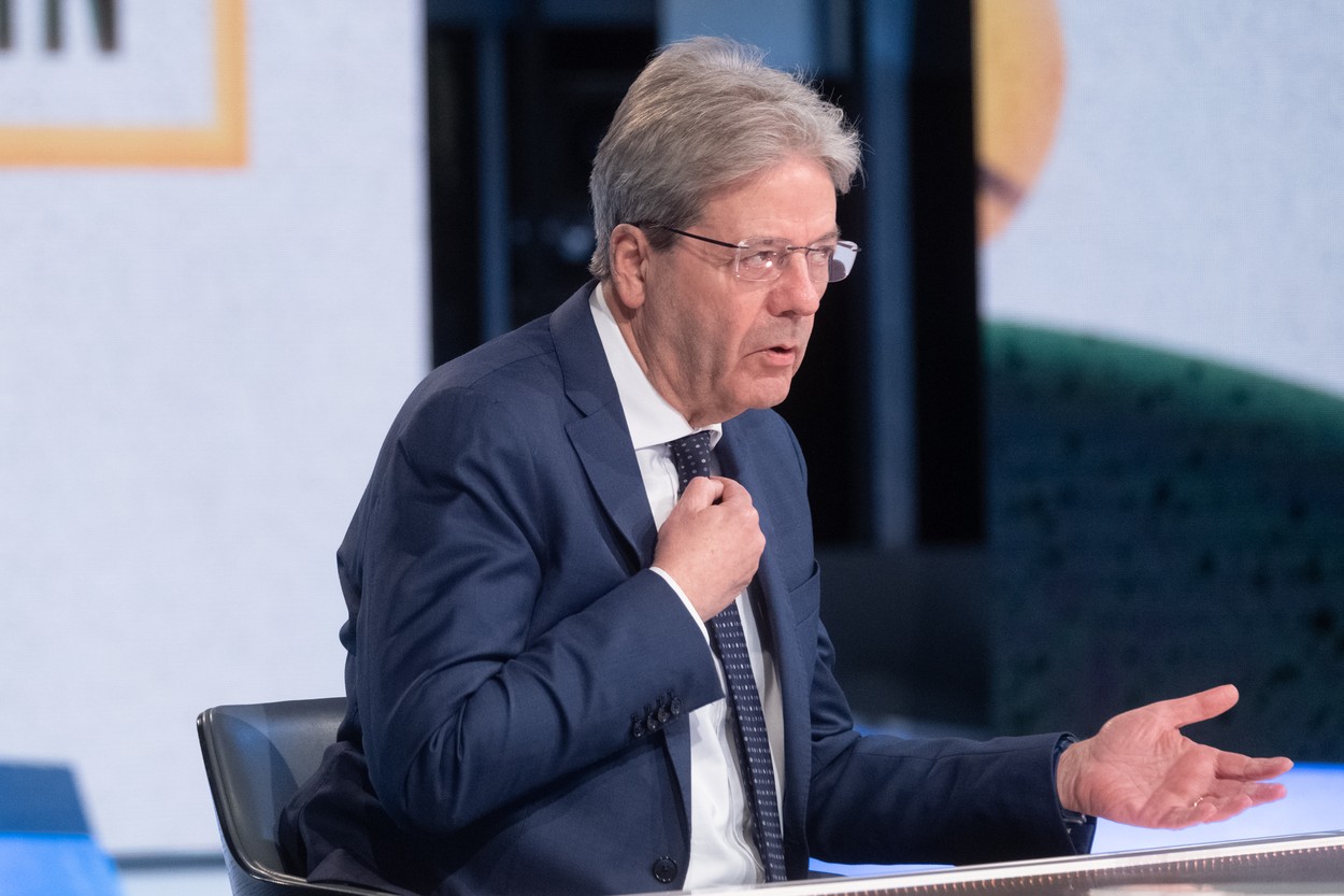 Gentiloni: Discutăm cu mai multe state pentru a crește importurile de energie, ca să reducem dependența de gazul rusesc