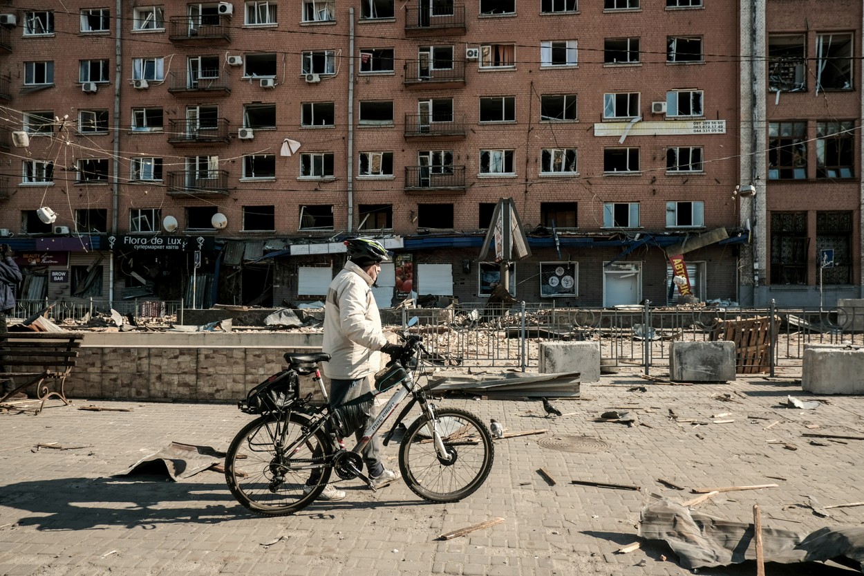 A 30-a zi de război. Noi contraatacuri ucrainene. Pentagon: Rusia va ieşi din conflict mai slăbită şi mai izolată