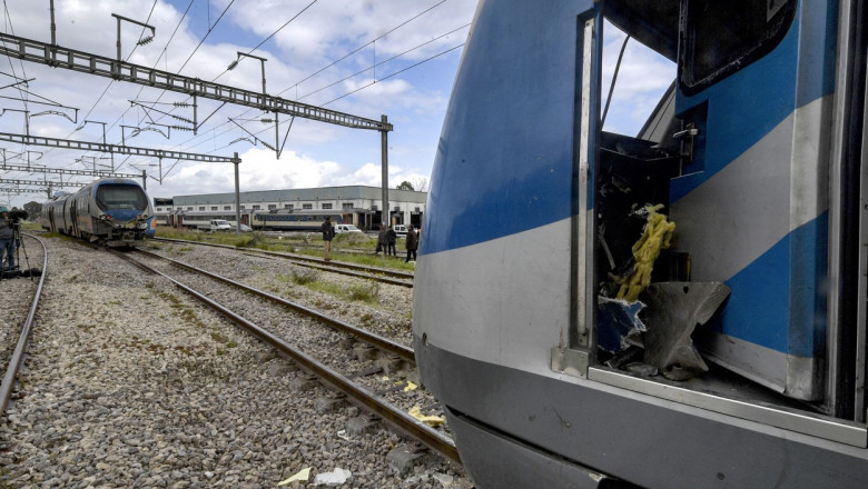 Două trenuri s-au ciocnit în capitala Tunisiei.