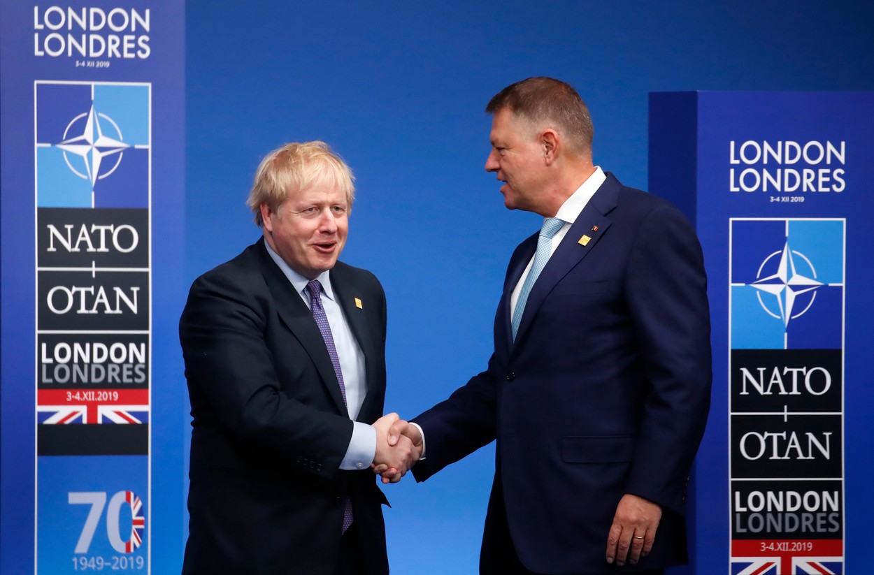 Klaus Iohannis a discutat cu Boris Johnson despre războiul din Ucraina