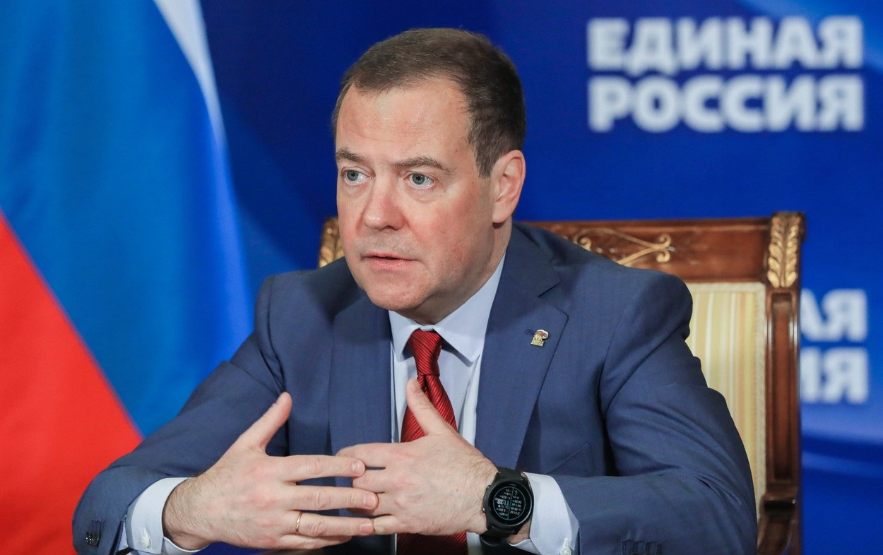 Dmitri Medvedev: SUA vor să umilească şi să distrugă Rusia