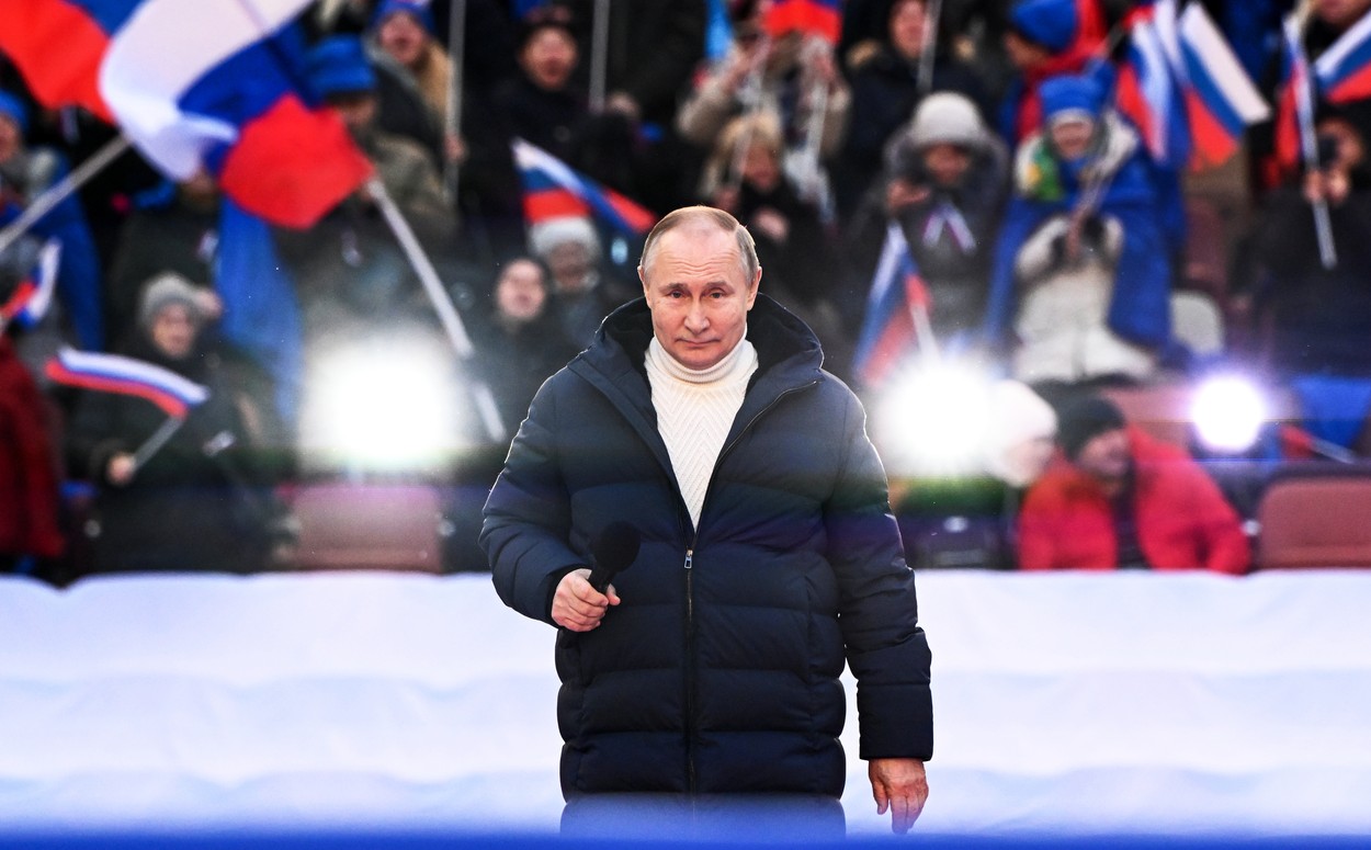 Putin profită de popularitatea sportivilor ruşi pentru a-şi îmbunătăţi imaginea în țară, susțin mai mulți experți