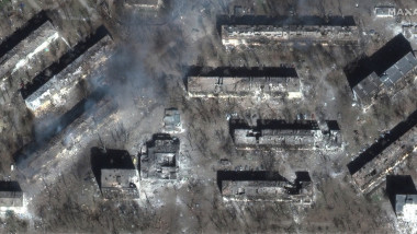 Noi imagini din satelit arată amploarea dezastrului din Mariupol.