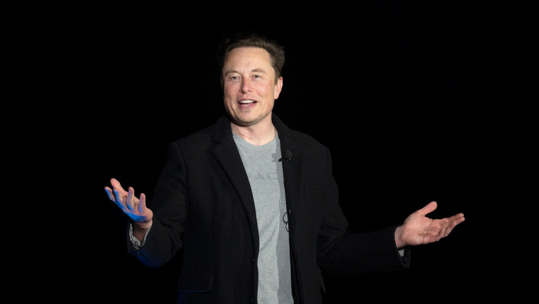 Elon Musk este un utilizator frecvent al Twitter și are 80 de milioane de urmăritori. Foto: Profimedia Images
