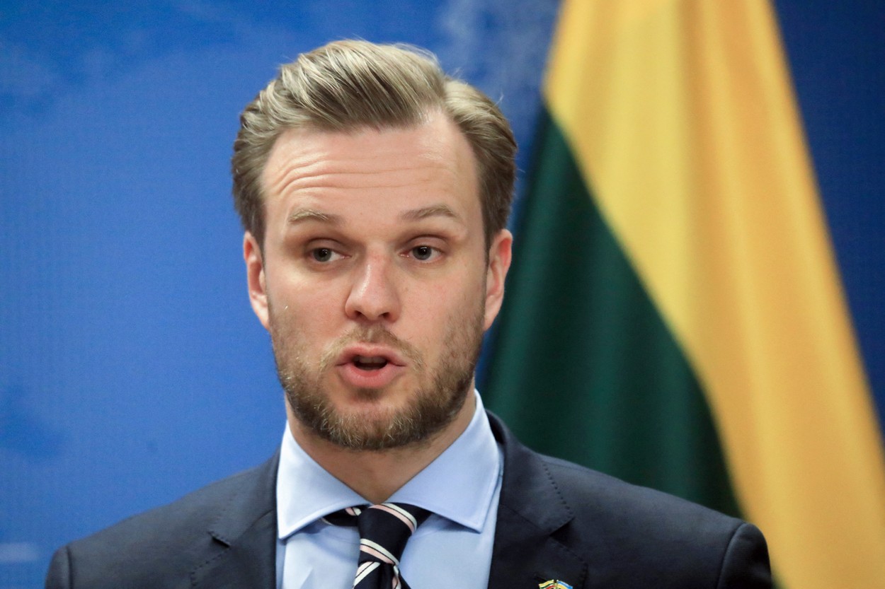 Lituania îl expulzează pe ambasadorul Rusiei, după masacrul de la Bucha
