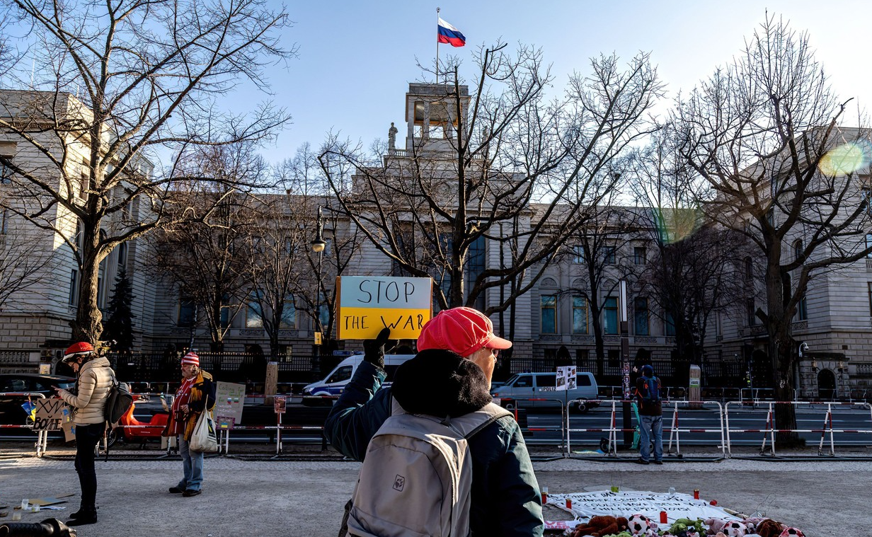 Expulzarea „neprietenoasă” a unor diplomaţi ruşi de către Berlin va „deteriora” relaţiile cu Moscova (ambasada Rusiei)
