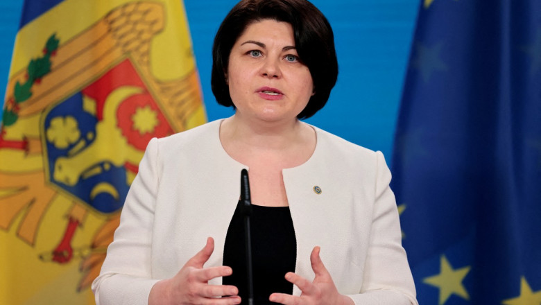 Premierul Republicii Moldova, Natalia Gavriliţa, sustine o conferinta de presa la berlin