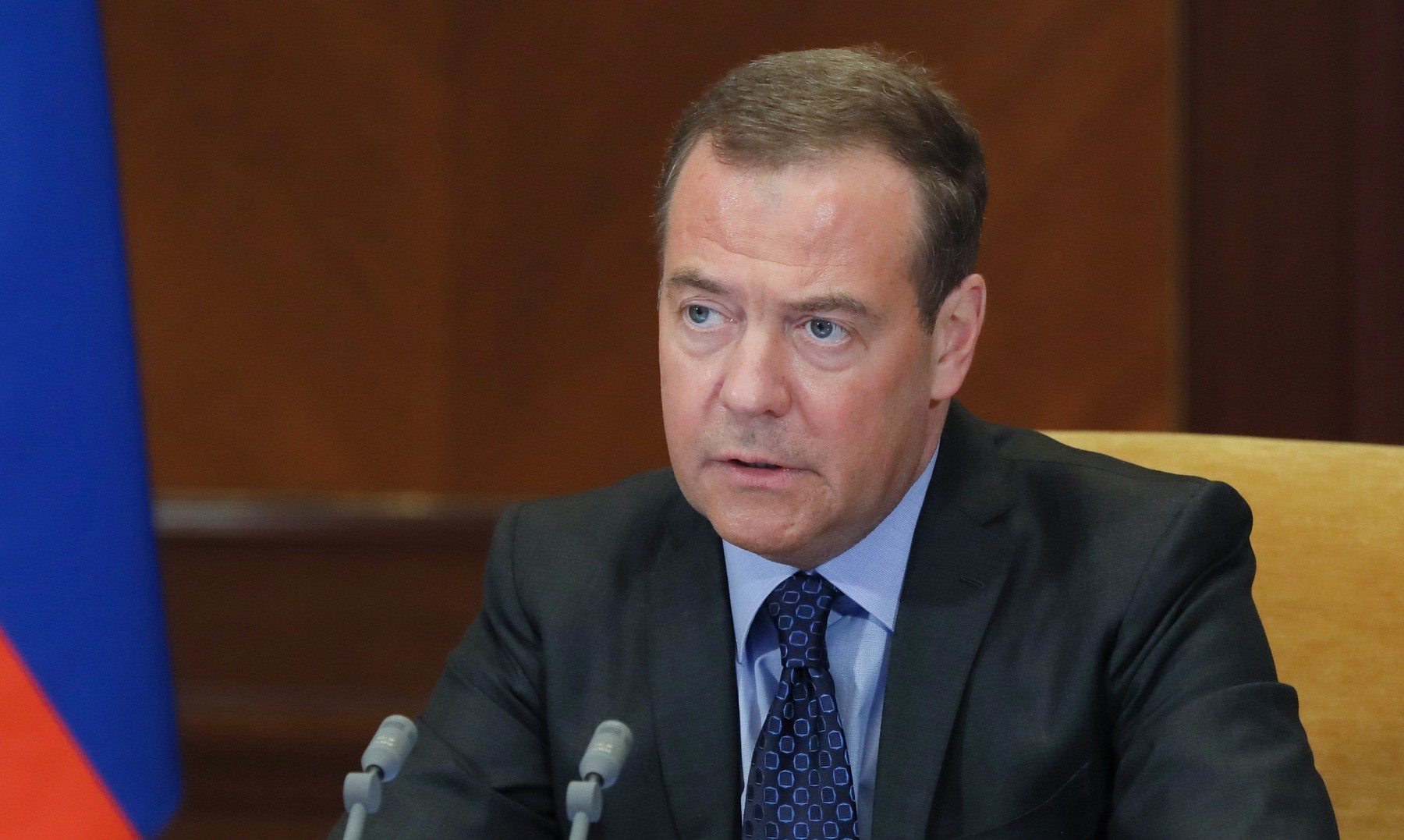 Medvedev amenință din nou cu armele nucleare și susține că „nimeni nu are nevoie” de Ucraina