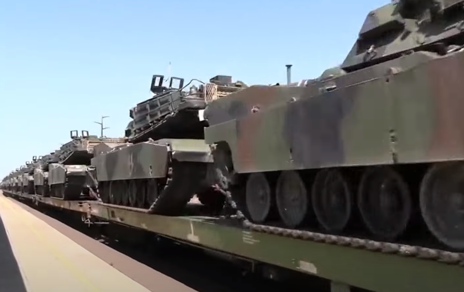 Cehia şi Slovacia vor suplimenta furnizarea echipamentelor militare grele către Ucraina