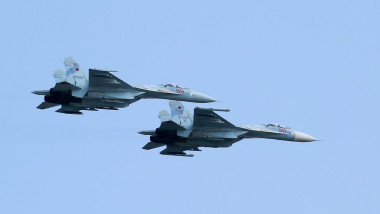 Su-27 ale Rusiei, în zbor.