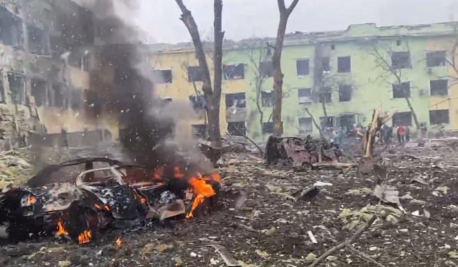 Shocking Footage Shows Aftermath Of Airstrike On Maternity Hospital In Mariupol