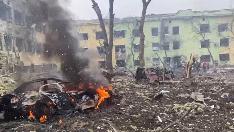 Shocking Footage Shows Aftermath Of Airstrike On Maternity Hospital In Mariupol