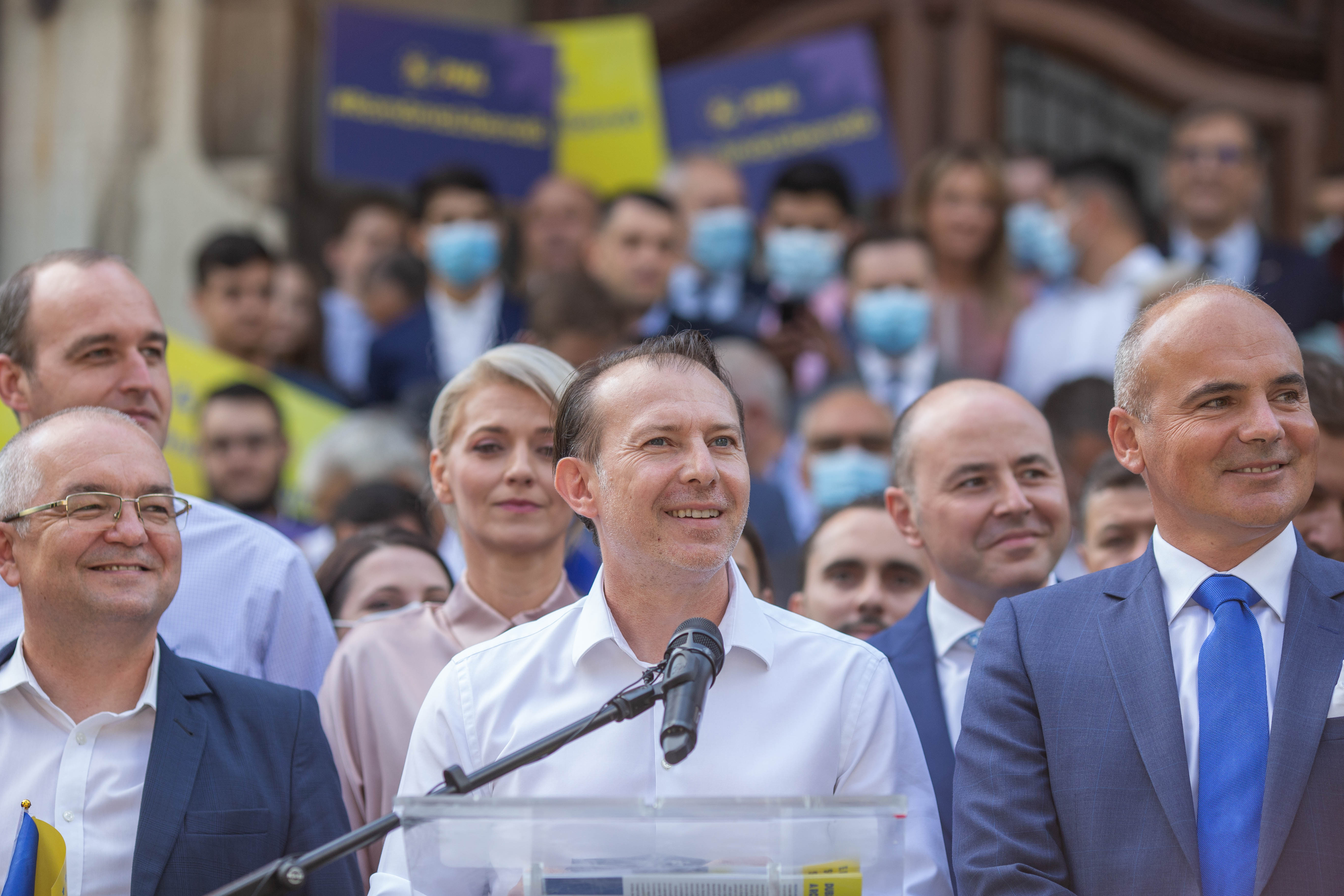 Tabăra anti-Cîțu a convocat Consiliul Național pentru duminică. Sunt 39 de organizații care cer schimbarea președintelui PNL