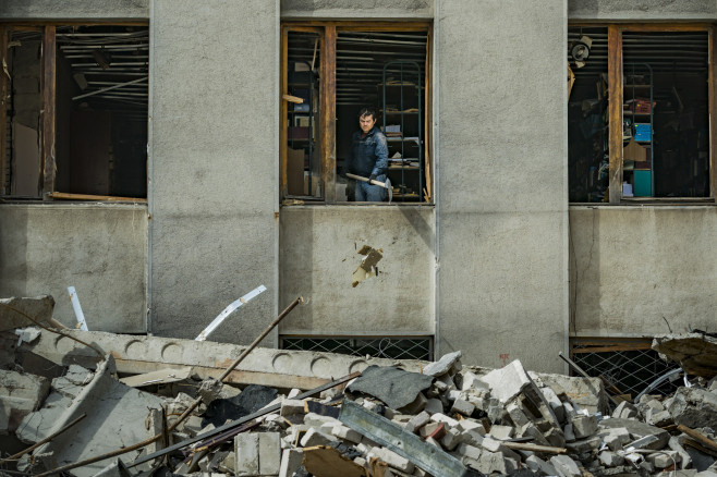 Daily Life in the shelled city of Kharkov, Ukraine, Kharkiv - 01 Apr 2022