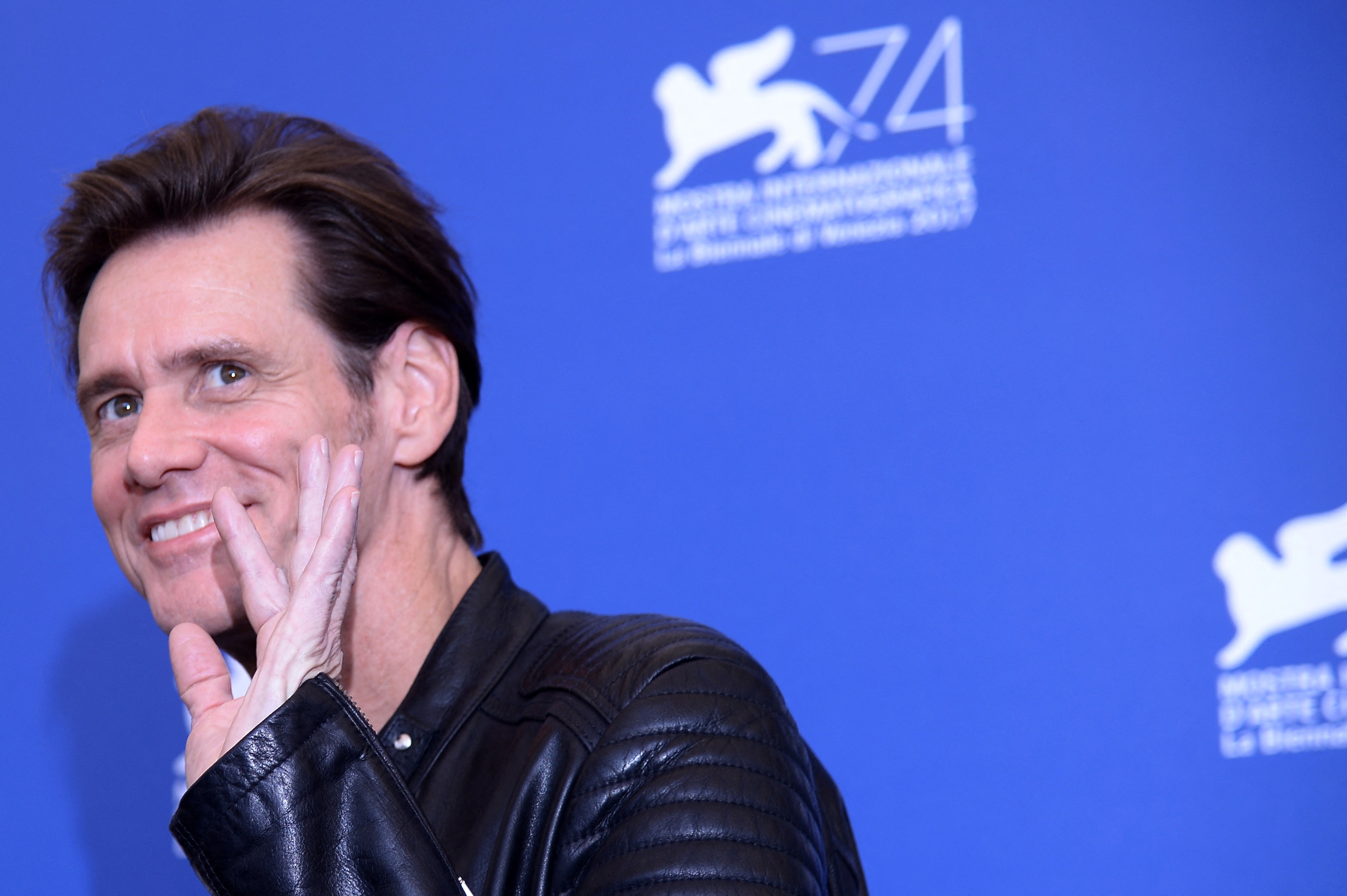 Jim Carrey se retrage din actorie