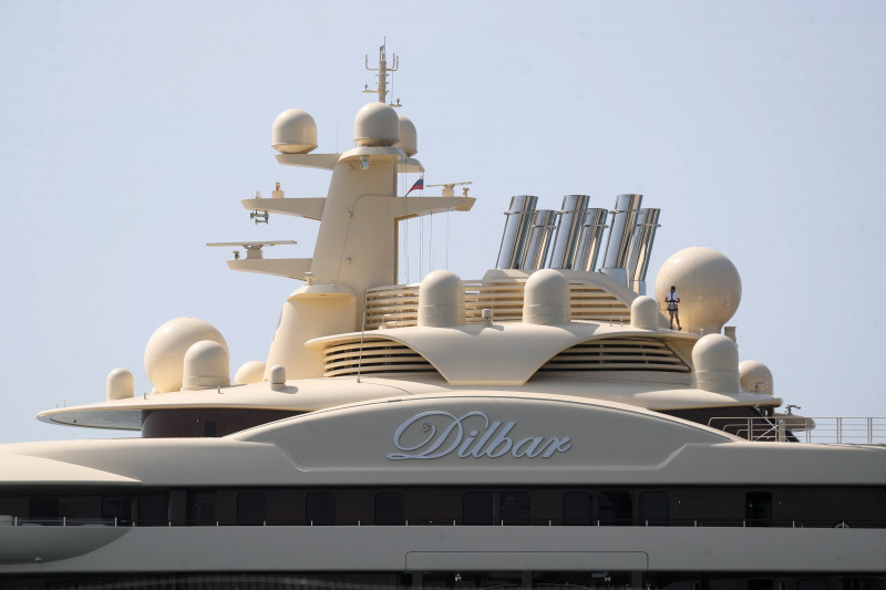 Alisher Usmanov's yacht Dilbar in Sochi