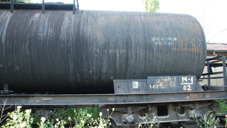 93 de angajați ai Depoului de Locomotive Timișoara sunt acuzați că au furat peste 1.600.000 litri de motorină, timp de 3 ani