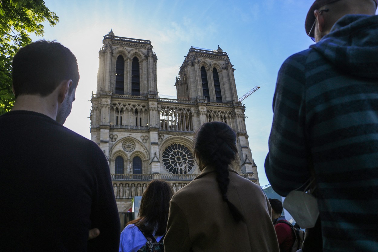 Descoperire „extraordinară” sub pardoseala catedralei Notre Dame. Comoara găsită în timpul lucrărilor de reconstrucție