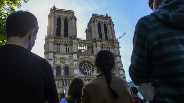 Catedrala Notre Dame din Paris.