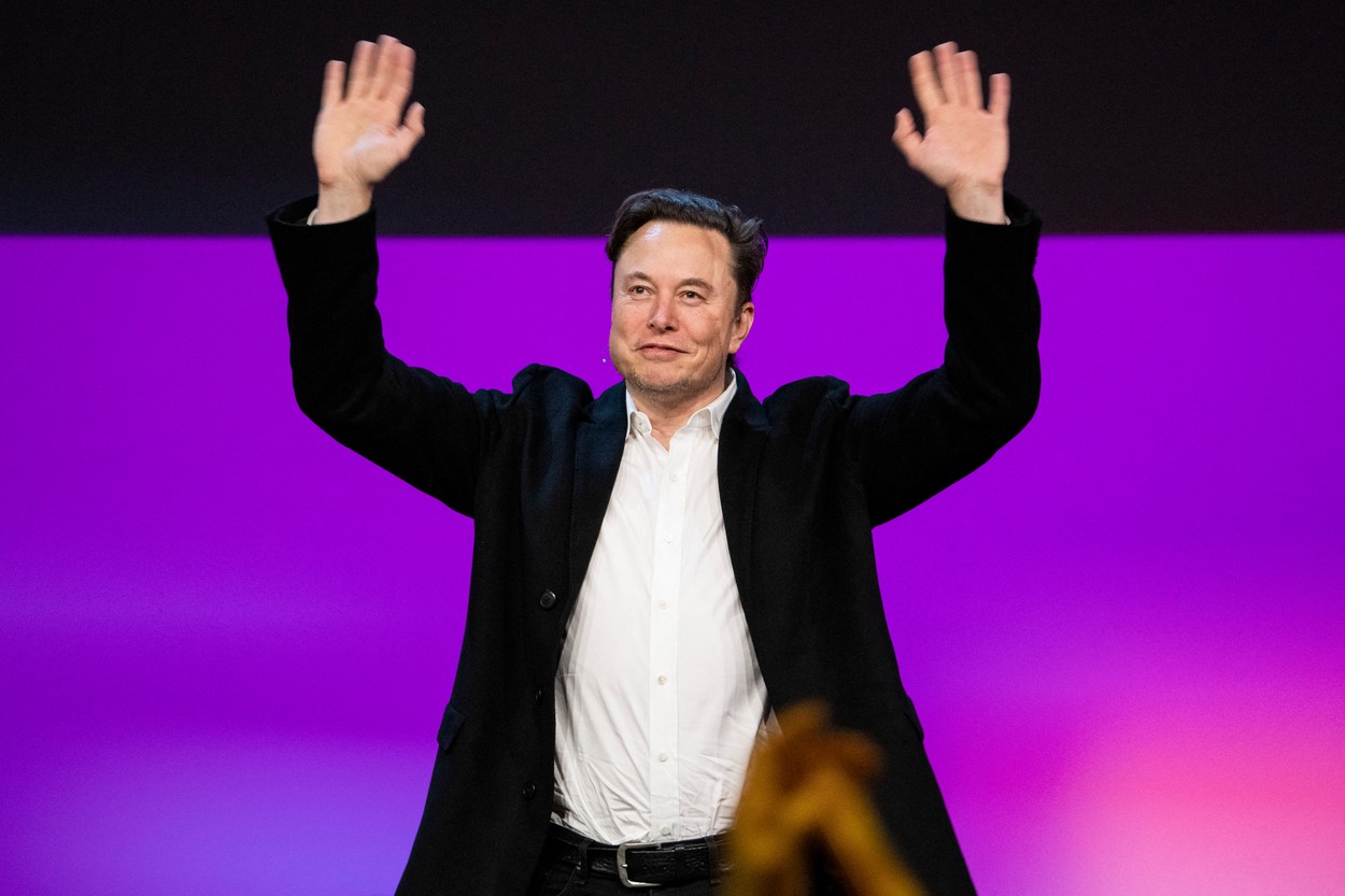 Elon Musk, portretul unui miliardar de modă nouă. Ce a contribuit la succesul omului de afaceri