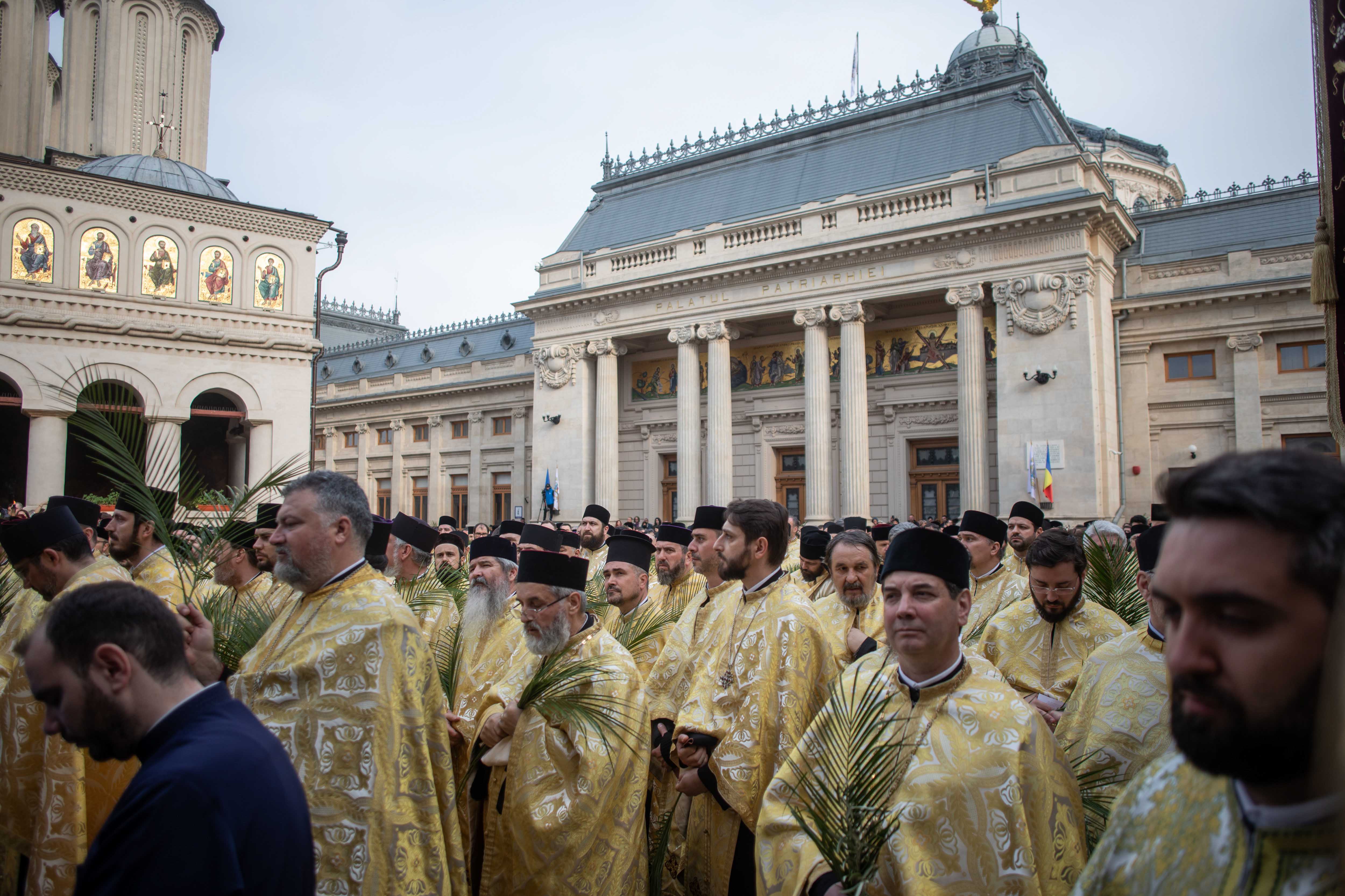 Procesiune romano-catolică de Florii astăzi în centrul Capitalei. Restricții de trafic pe mai multe artere importante din București