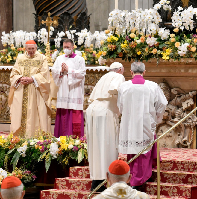 Pope Francis' Easter Vigil Mass