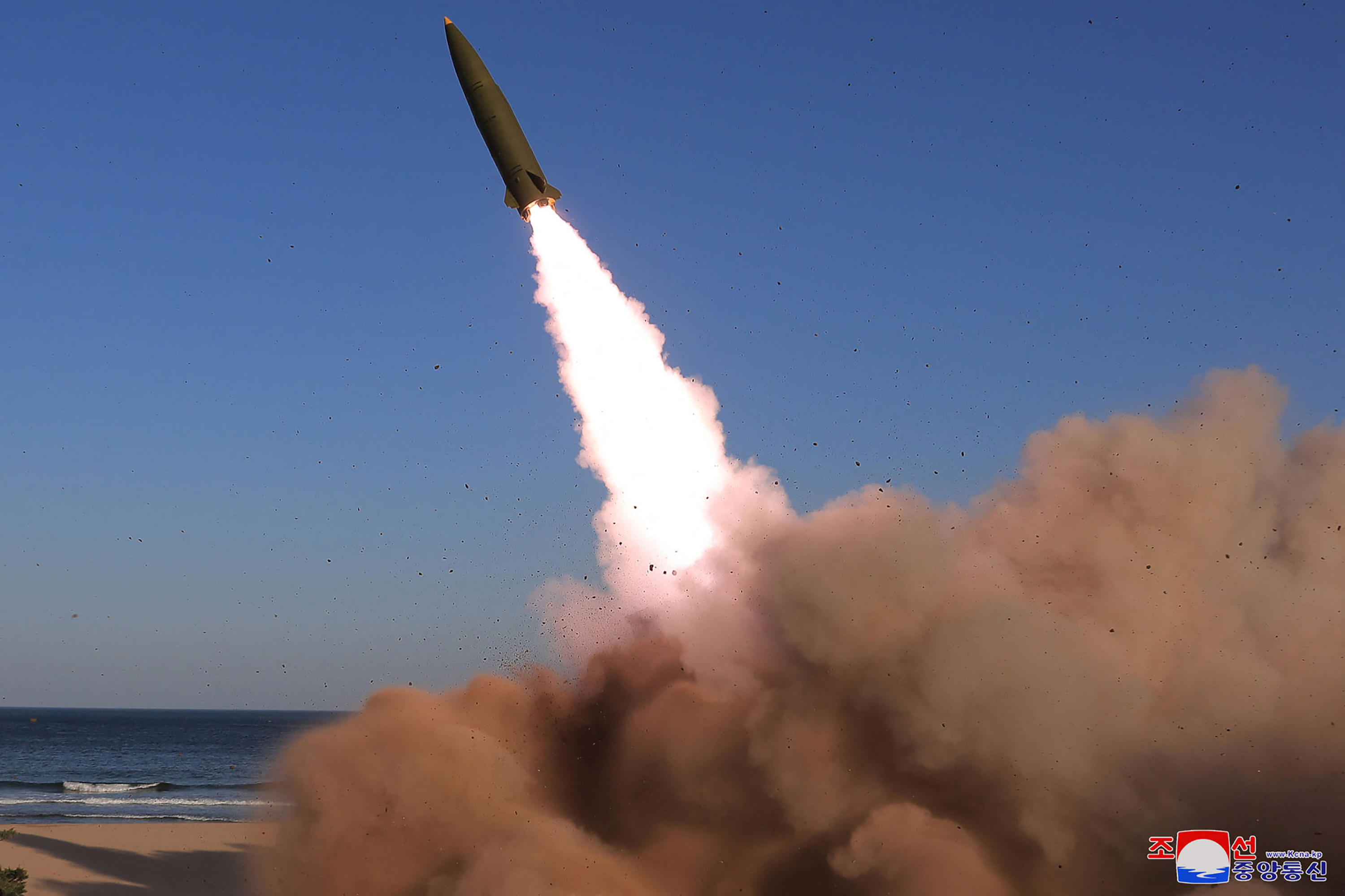 Coreea de Nord a verificat un nou sistem de arme. Imaginile din satelit sugerează că se pregătește pentru al șaptelea test nuclear