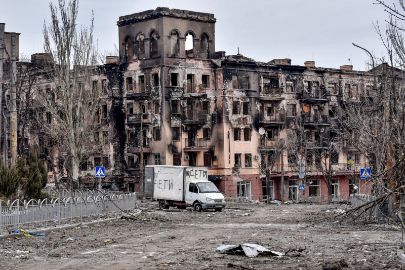 Zelenski: Rusia vrea să distrugă tot Donbasul