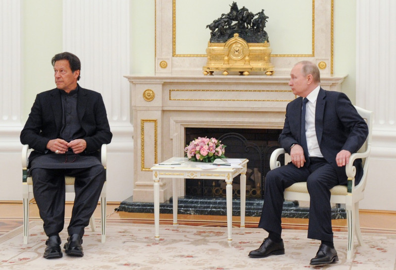 Președintele rus Putin și premierul pakistanez Khan se întâlnesc la Moscova