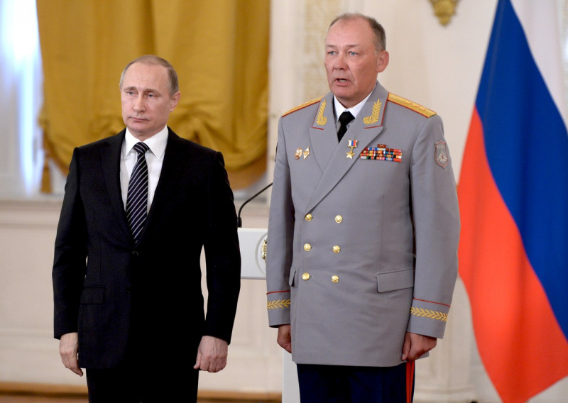 President Vladimir Putin presents state awards to officers who took part in counter-terrorism operation in Syria