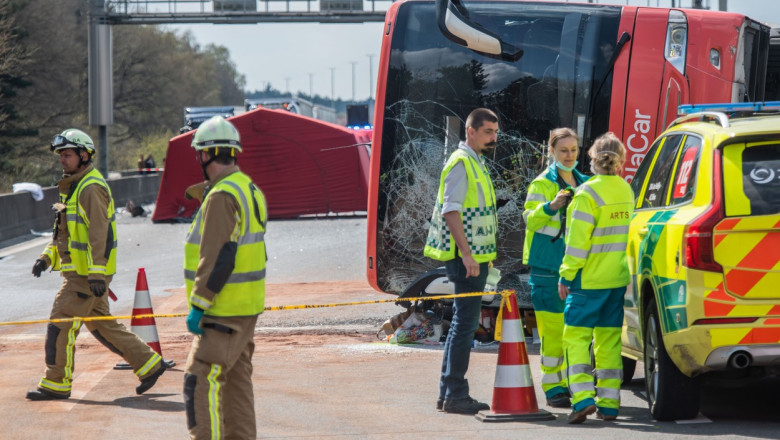 Autocar răsturnat în Belgia.