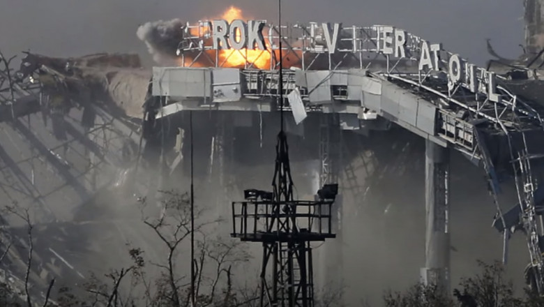 Aeroportul din Dnipro, distrus de rachetele rusești.