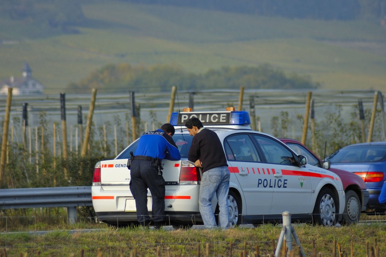 Șeful Comisiei de vaccinare din Elveția a fost răpit luna trecută. Suspectul a fost împușcat mortal de polițiști