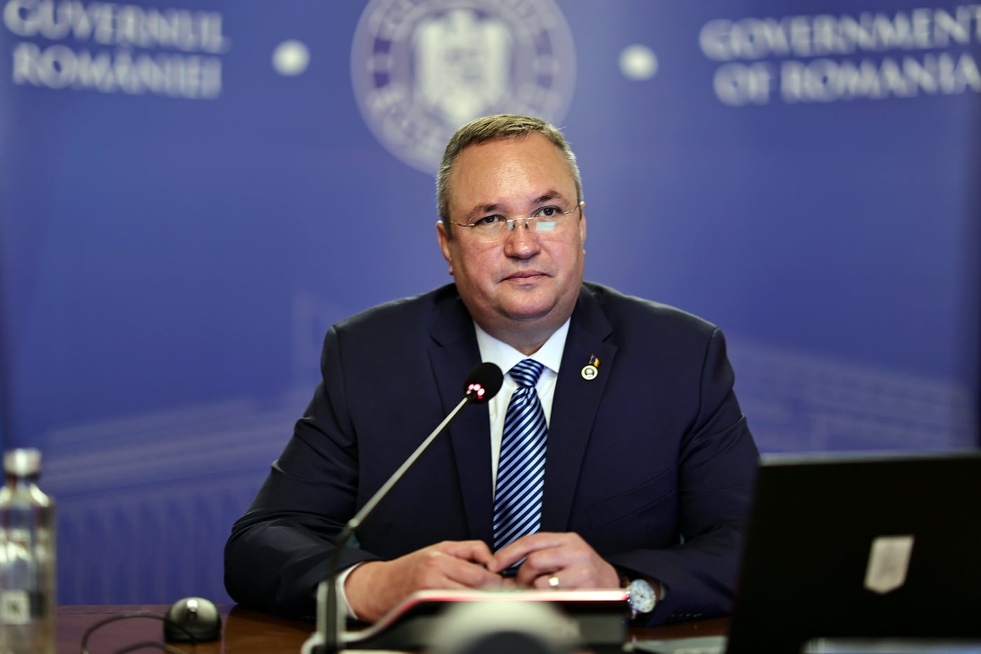 Ciucă: A început emiterea voucherelor sociale. Guvernul a aprobat și ajutorul pentru pensionarii cu venituri sub 2.000 de lei