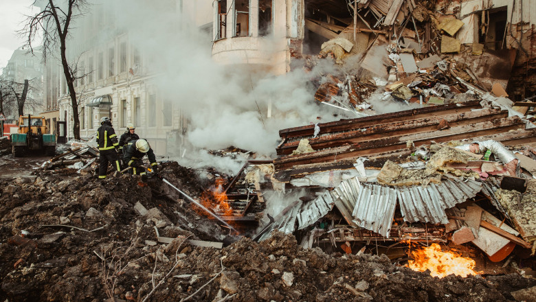 blocuri bombardate in harkov