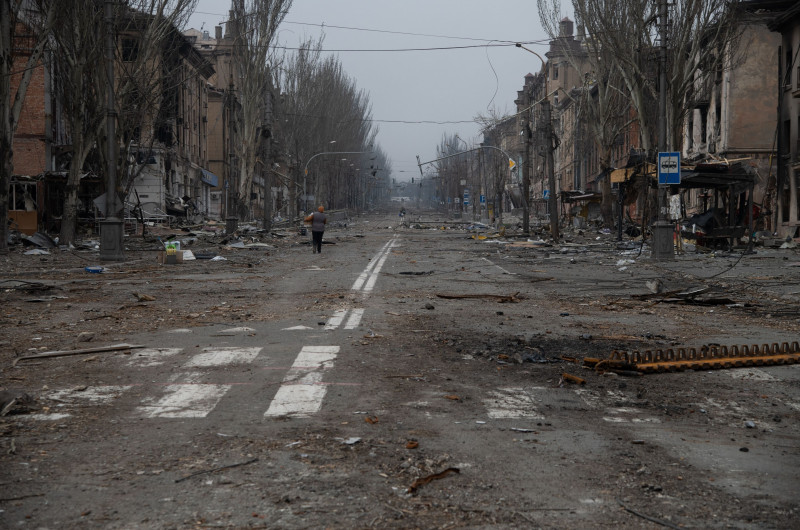 The battle for Mariupol, Ukraine - 09 Apr 2022