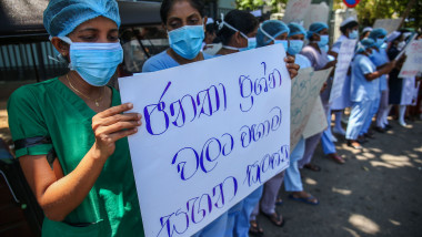 Health Workers Protest Against The Economic Crisis In Sri Lanka, Colombo - 06 Apr 2022