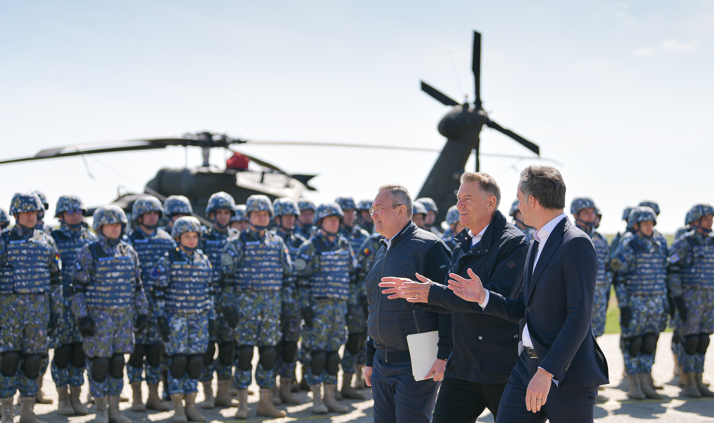 Iohannis: Vom continua eforturile de a asigura răspunsul prompt, hotărât și robust al NATO la orice provocare sau amenințare posibilă