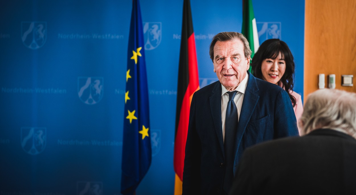 Gerhard Schröder, numit în conducerea Gazprom, spune că Putin nu va întrerupe gazul Germaniei. „Voi demisiona dacă se întâmplă"