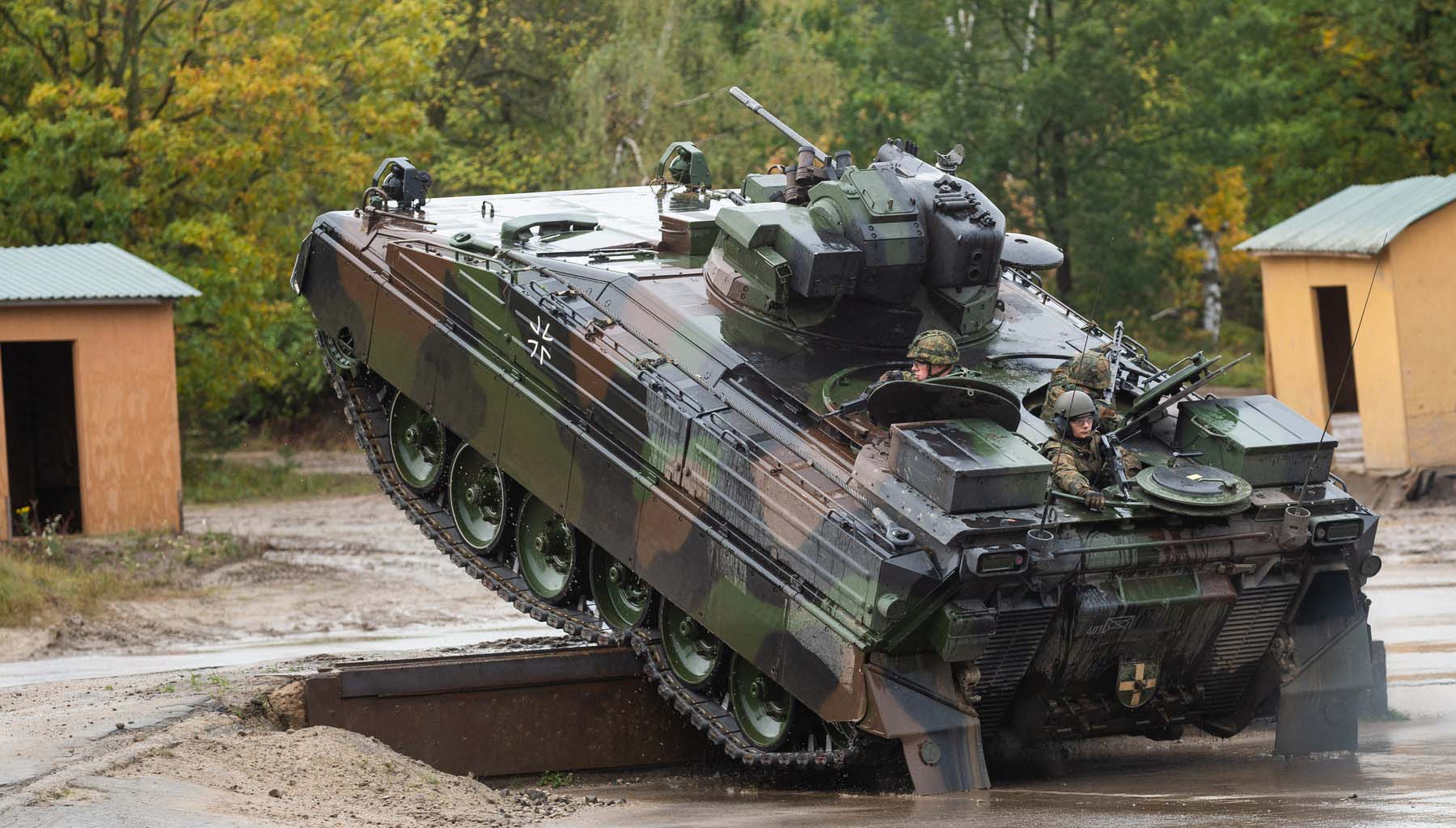 Elveția a împiedicat Germania să re-exporte muniție elvețiană către Ucraina