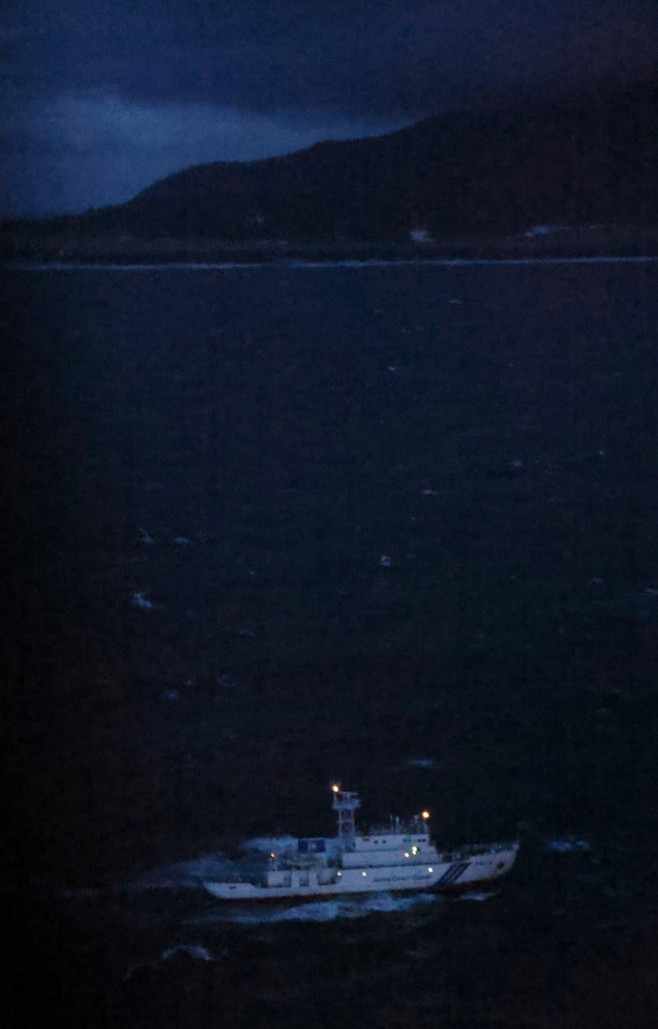 Tour ship with 26 people missing off Shiretoko